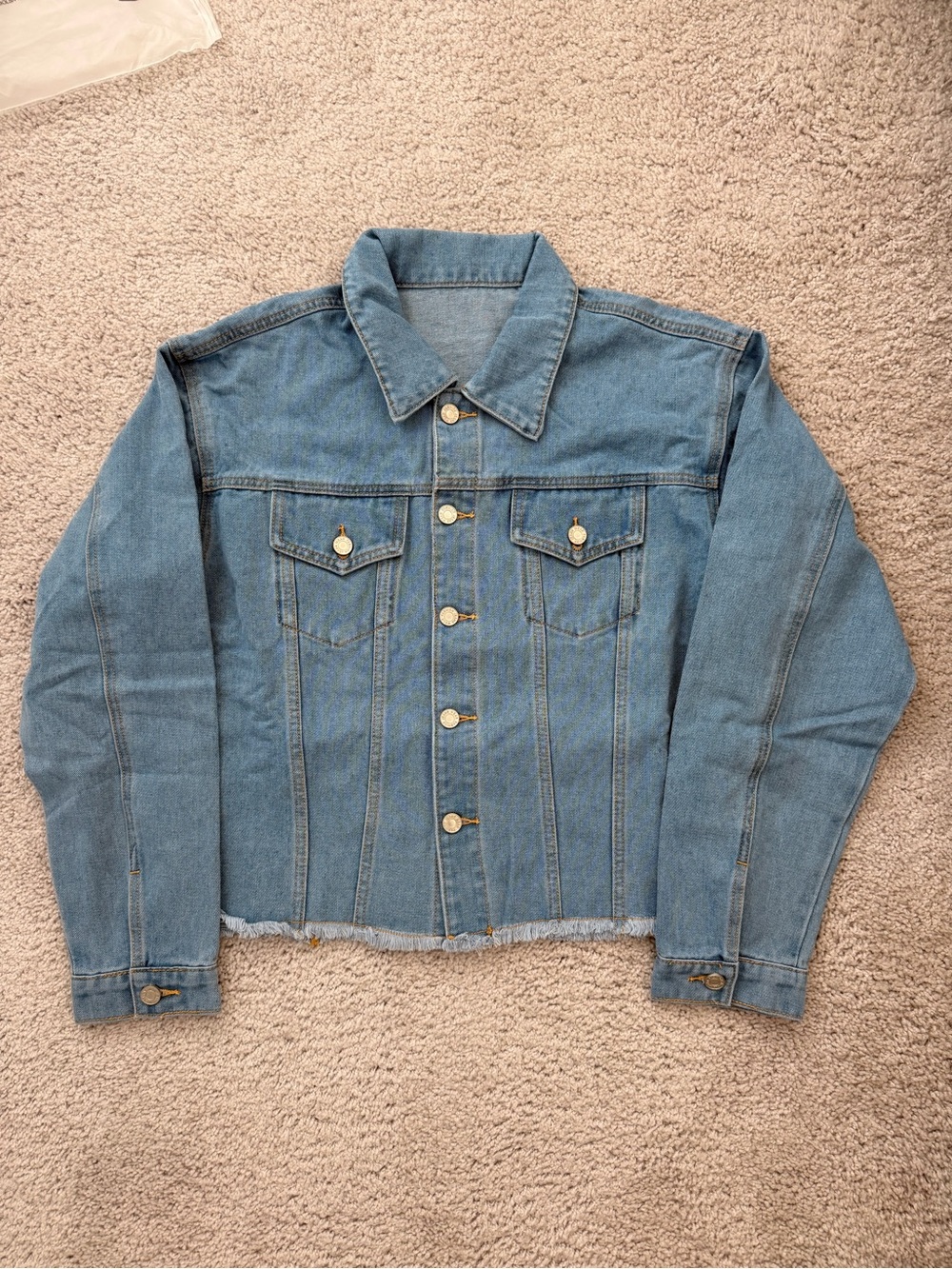 Amazon Light Wash Raw Hem Denim Trucker Jacket – Size Medium